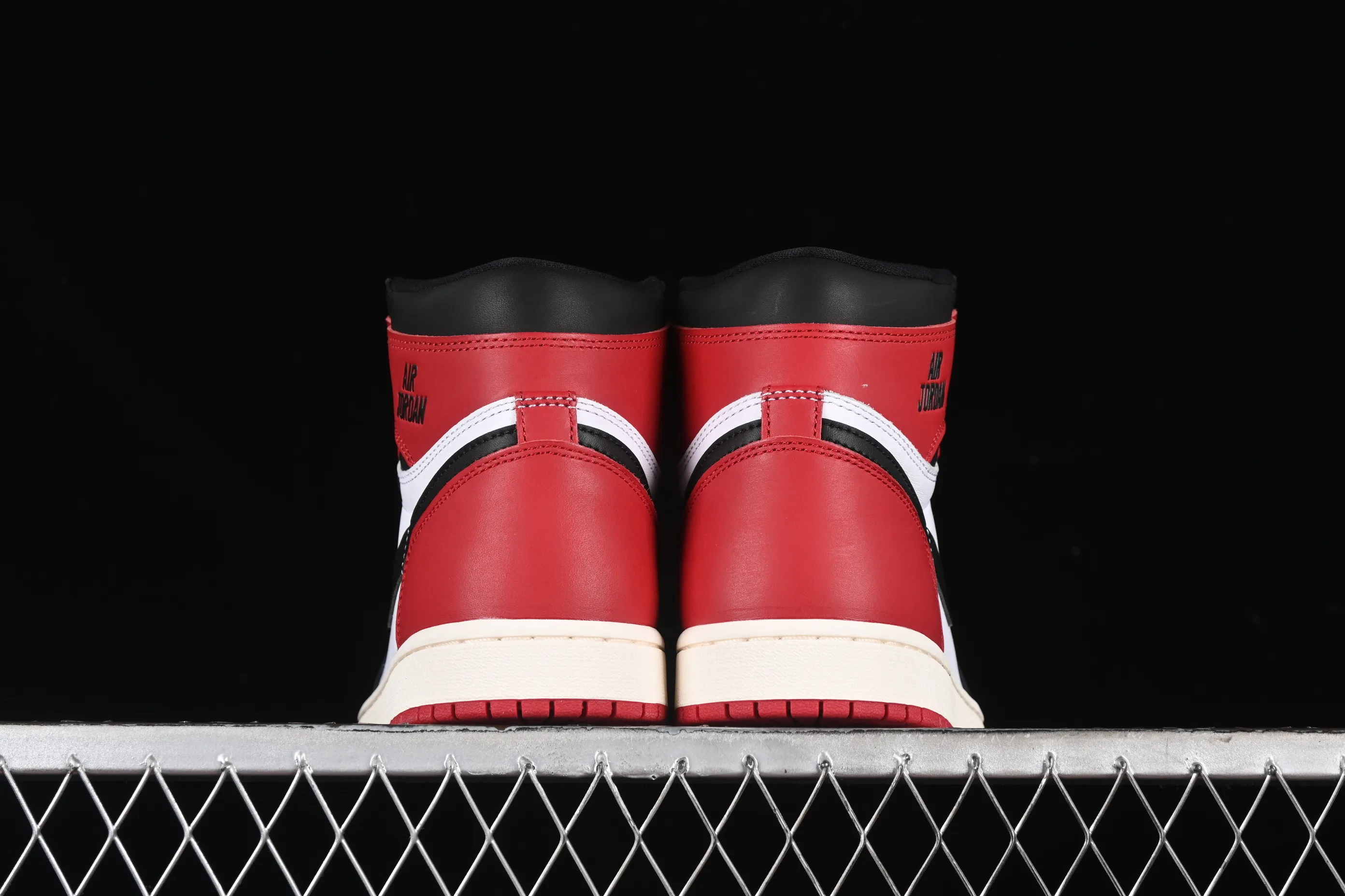 All categories Air Jordan Jordan series basketball shoes Air Jordan 1 High LJR version Air Jordan 1 High OG "Black Toe Reimagined" AJ1 Joe 1 new black toe DZ5485-106